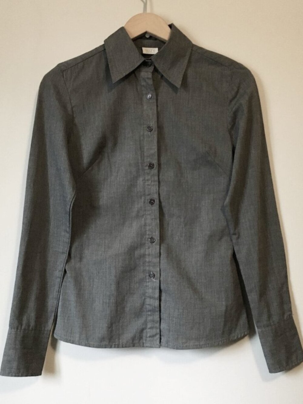 Vintage 90s Suzy Shier Gray Button-Up Dress Shirt Women’s XS Corporate Goth